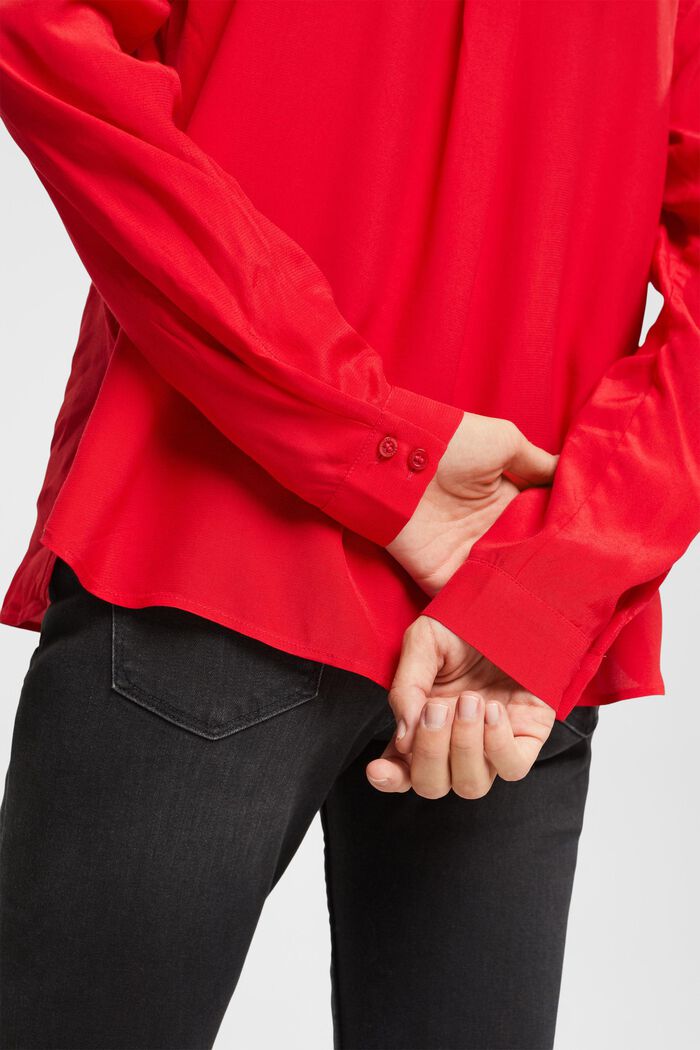 Bluzka z dekoltem w serek, LENZING™ ECOVERO™, DARK RED, detail image number 0