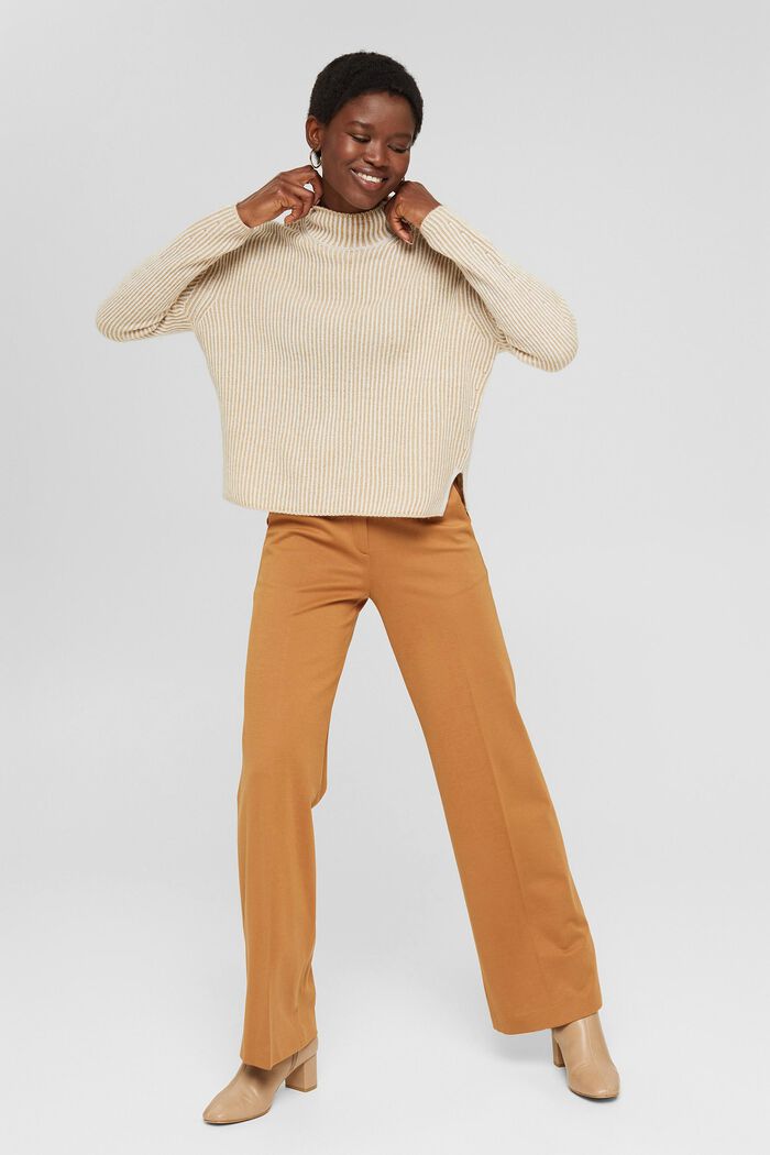 Z mieszanki wełnianej: prążkowany sweter w dwóch odcieniach