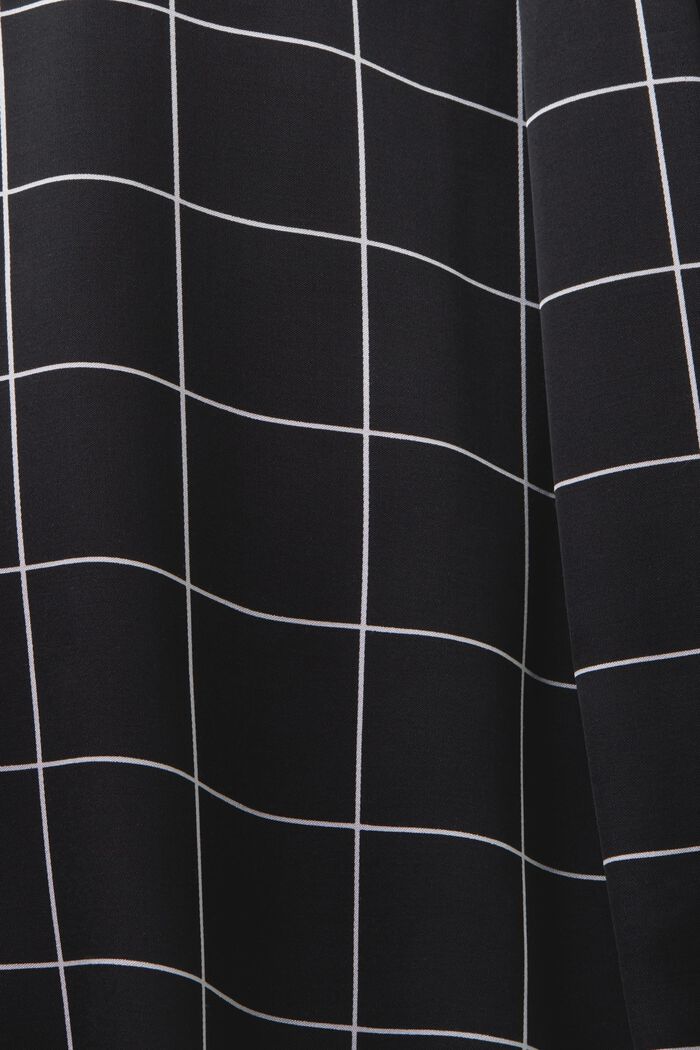 Bluzka satynowa z tylnym wiązaniem na szyi, BLACK, detail image number 6
