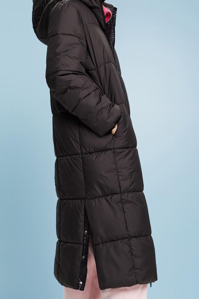 Pikowany płaszcz puffer z kapturem, BLACK, detail image number 1