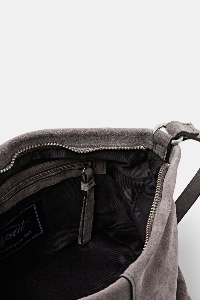 Mała torebka na ramię z zamszu, TAUPE, detail image number 4