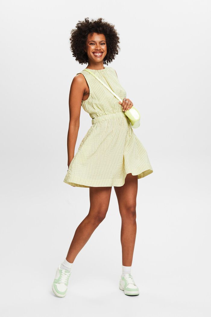 Sukienka mini bez rękawów z ażurowym tyłem, LIGHT GREEN, detail image number 1