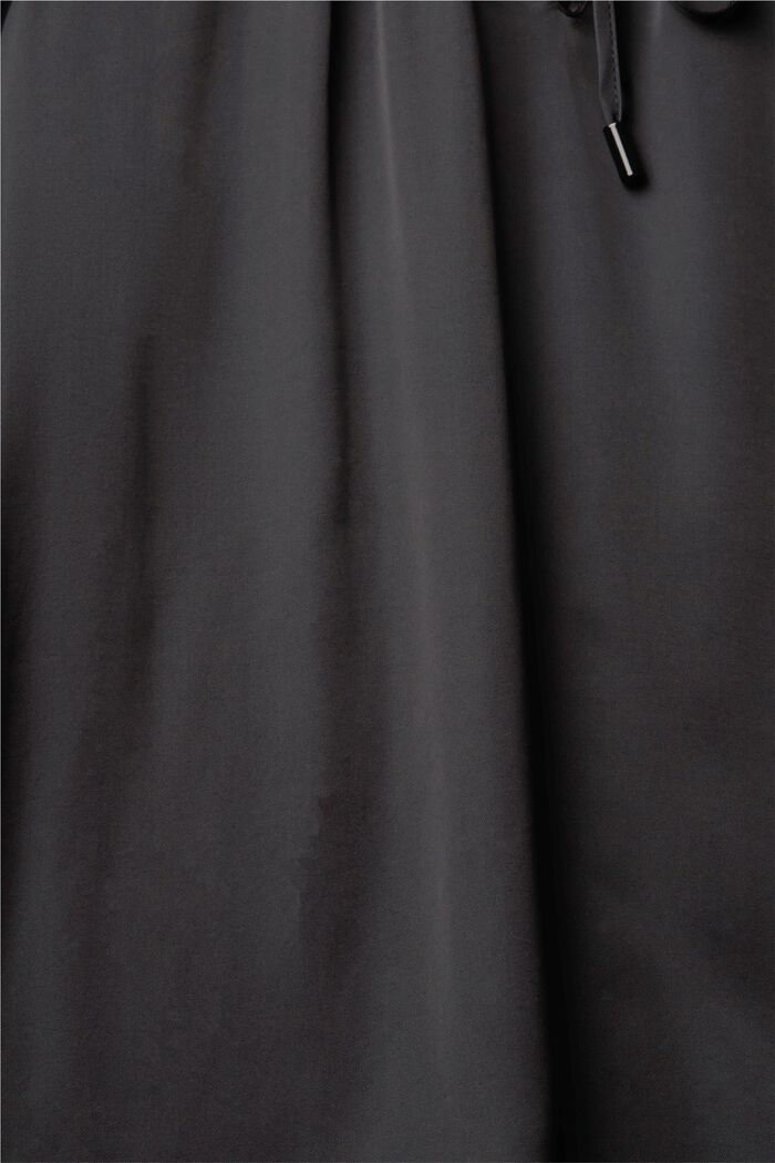 Satynowa bluzka z marszczonym dekoltem, LENZING™ ECOVERO™, BLACK, detail image number 1