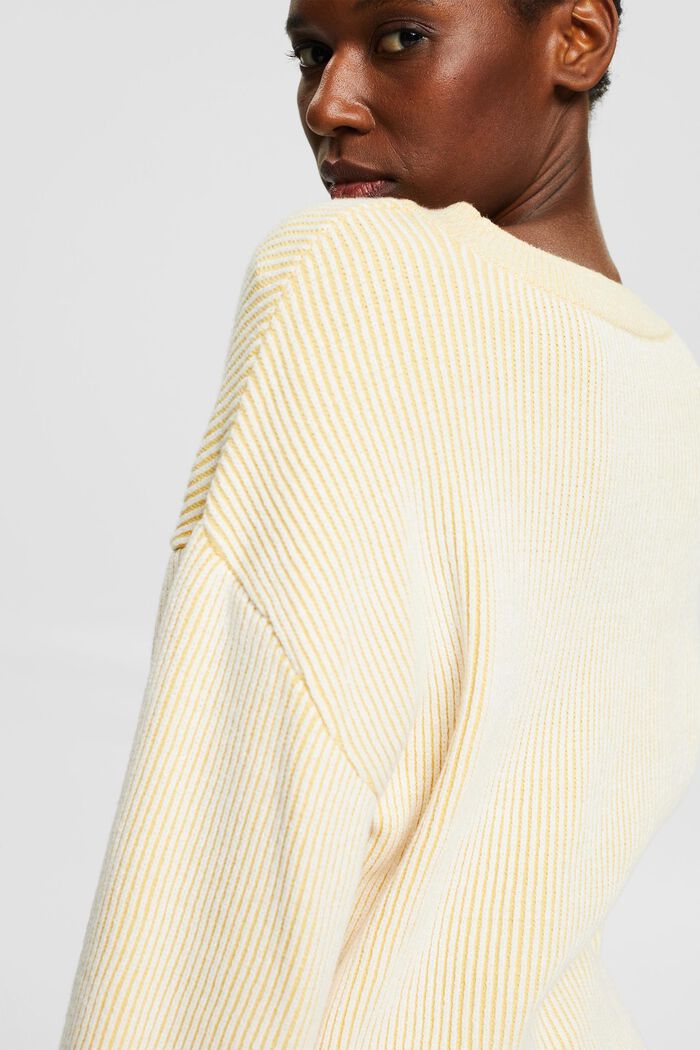Prążkowany sweter, LENZING™ ECOVERO™