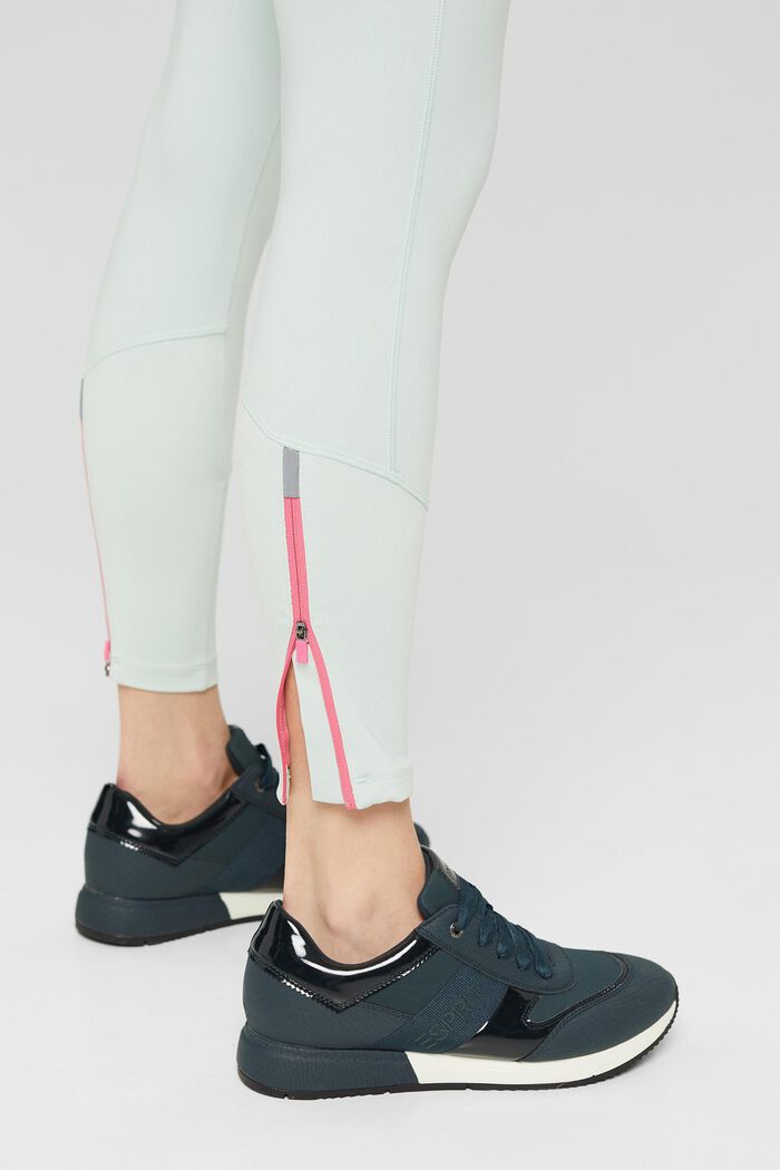 Z recyklingu: elastyczne legginsy z technologią E-Dry, PASTEL GREEN, detail image number 5
