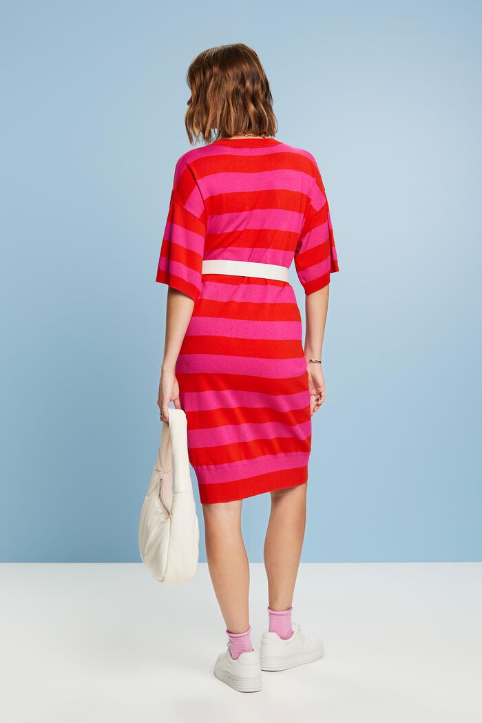Dzianinowa sukienka oversize w paski, RED, detail image number 2