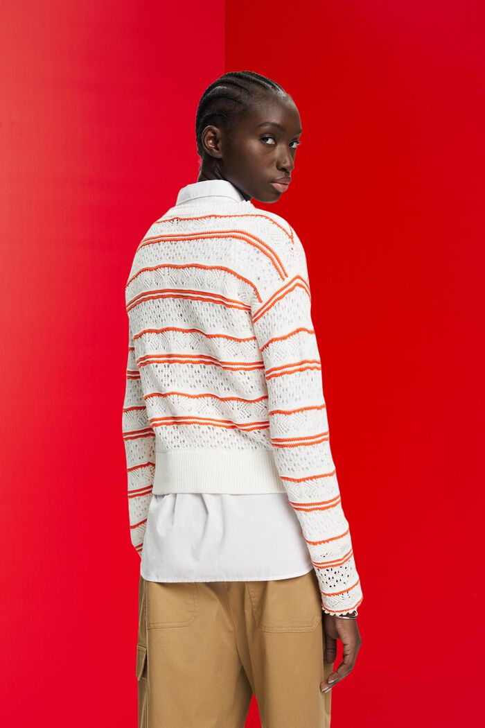 Sweter ze zrównoważonej bawełny z fakturą, OFF WHITE, detail image number 3