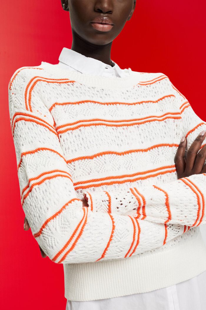 Sweter ze zrównoważonej bawełny z fakturą, OFF WHITE, detail image number 2