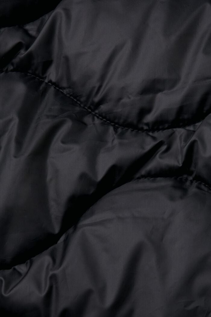 Z recyklingu: pikowana kurtka z kapturem, BLACK, detail image number 6