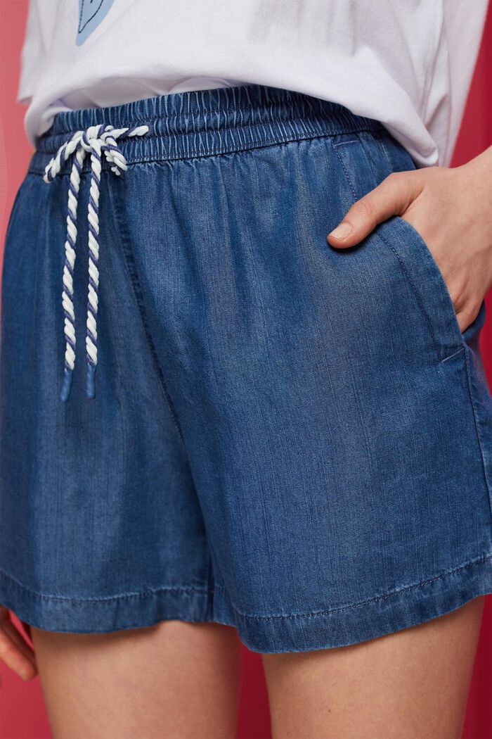 Dżinsowe szorty na gumce, TENCEL™, BLUE MEDIUM WASHED, detail image number 2