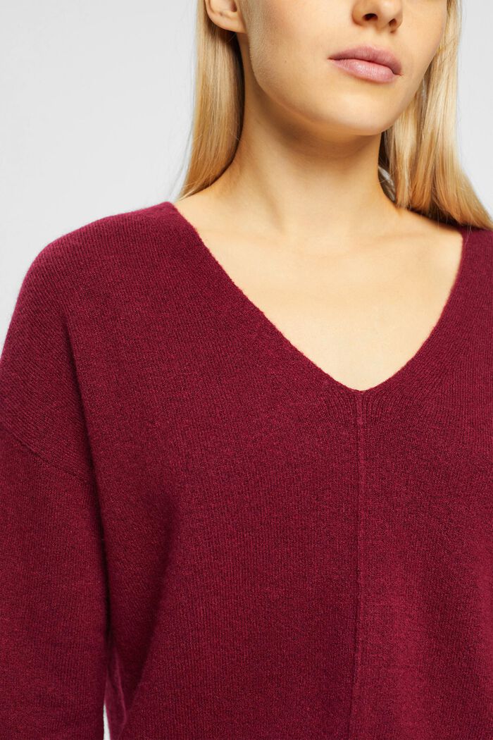 Sweter z dekoltem w serek z mieszanki wełnianej, CHERRY RED, detail image number 0