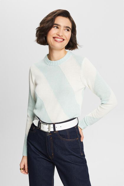 Żakardowy sweter w paski