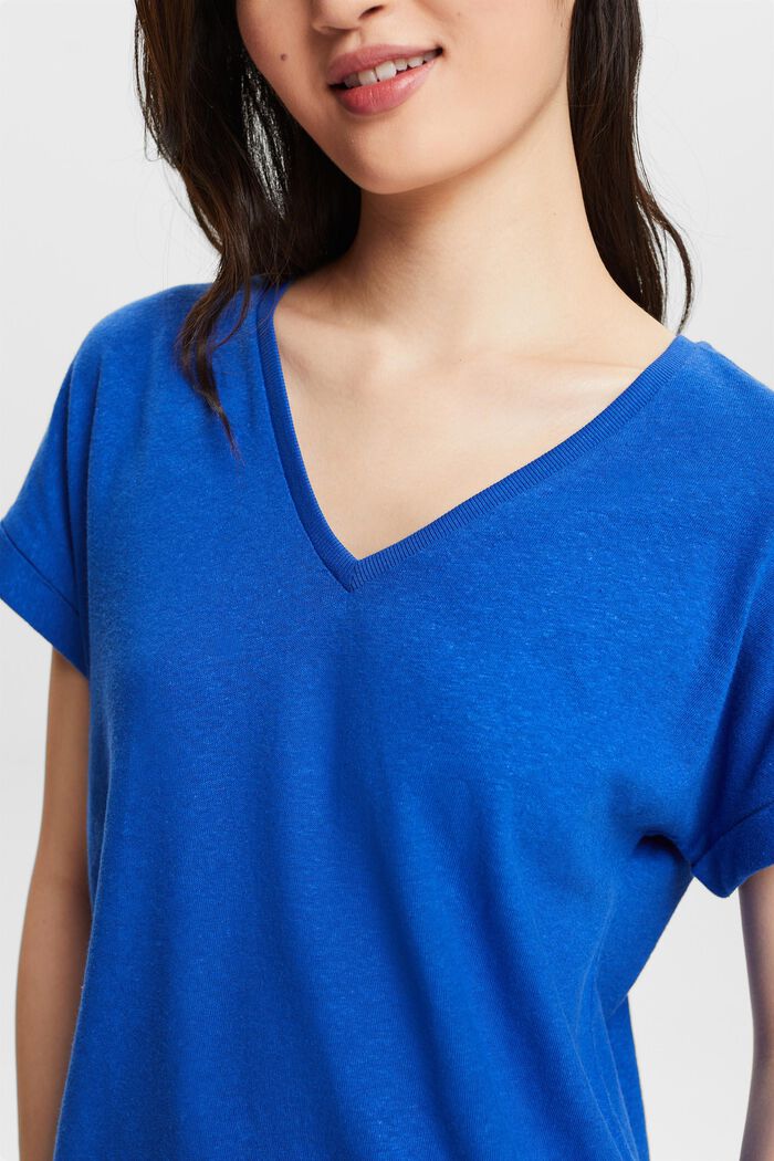 T-shirt z dekoltem w serek z bawełny i lnu, BRIGHT BLUE, detail image number 3