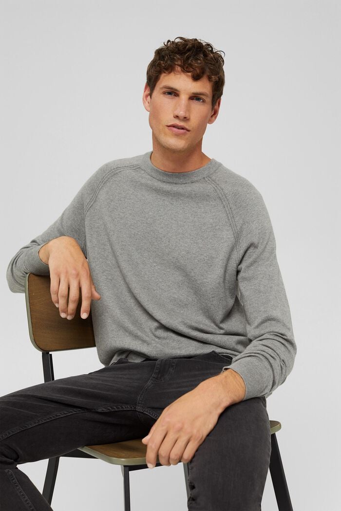 Z kaszmirem: sweter z okrągłym dekoltem, MEDIUM GREY, overview