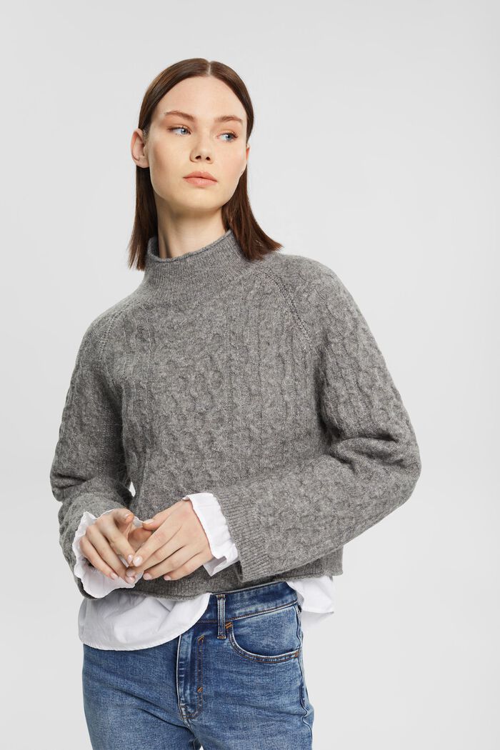 Skrócony sweter w warkocze z alpaką