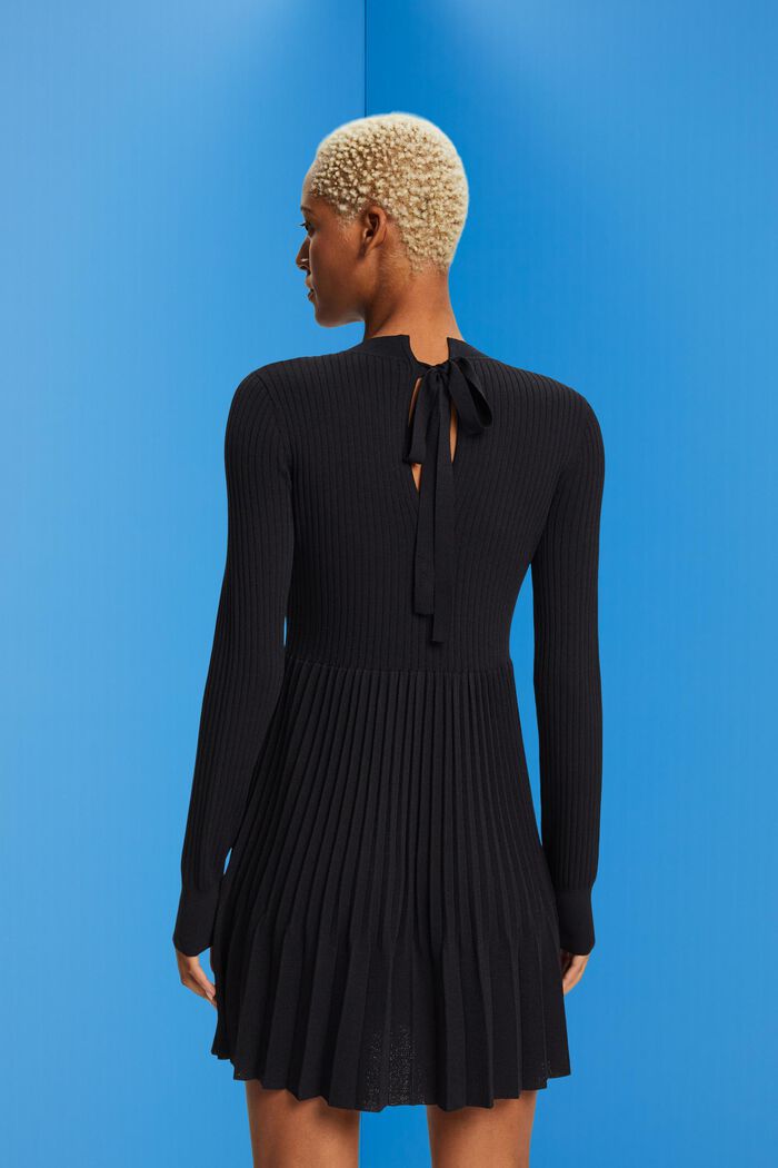 Plisowana sukienka mini z długim rękawem, BLACK, detail image number 3