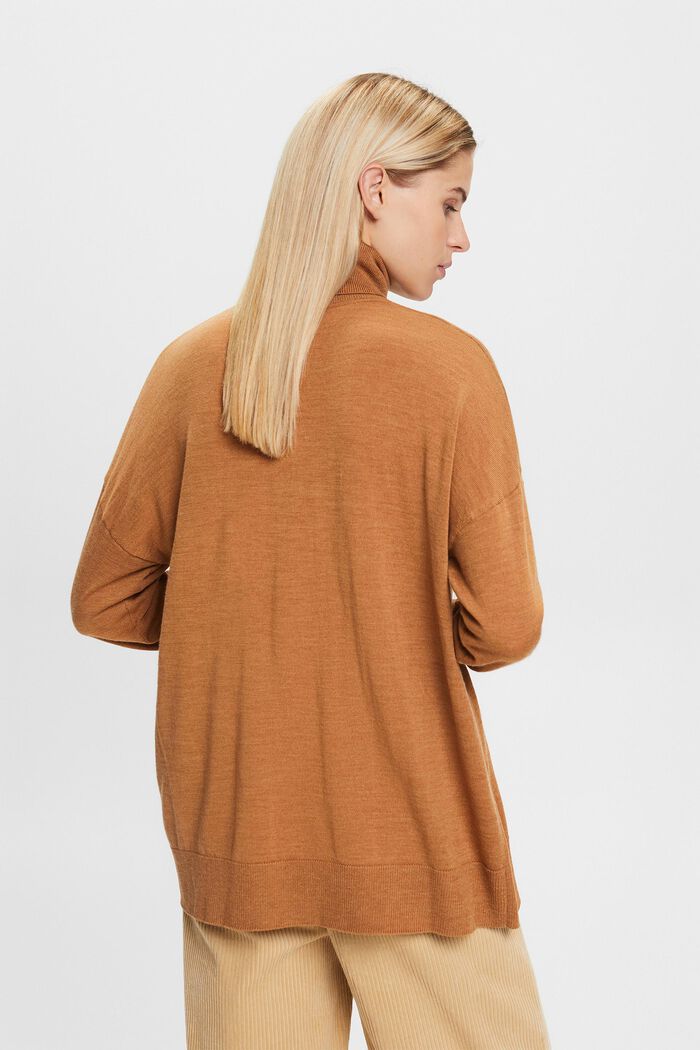 Oversizowy wełniany sweter z półgolfem, CARAMEL, detail image number 4