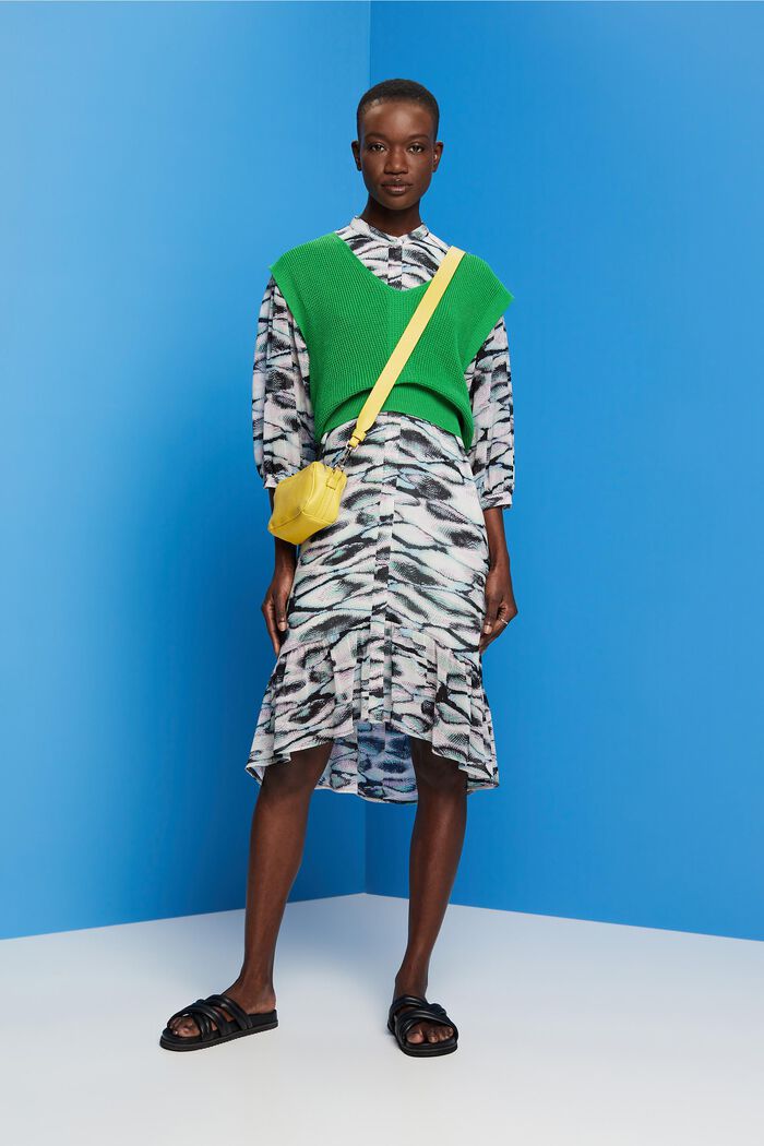 Z recyklingu: Sukienka midi z szyfonu, EMERALD GREEN, detail image number 1