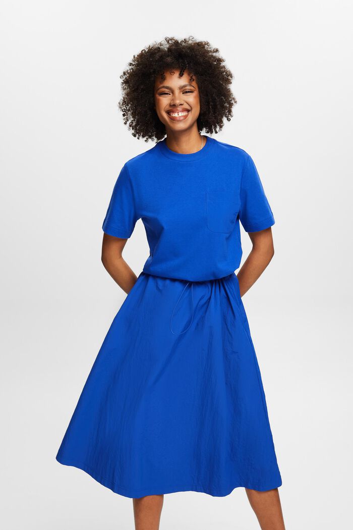 Sukienka midi z różnych materiałów, BRIGHT BLUE, detail image number 0