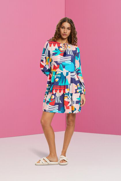 Sukienka plażowa z kolorowym nadrukiem