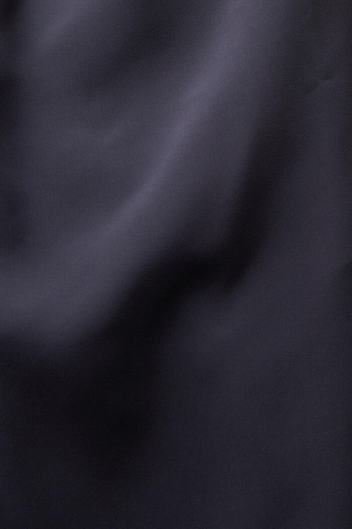 Warstwowa sukienka mini z krepdeszynu, BLACK, detail image number 5