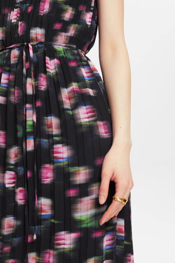 Plisowana sukienka z szyfonu z nadrukiem, BLACK, detail image number 3