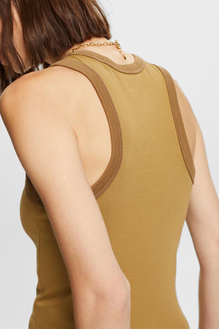 Top na cienkich ramiączkach z prążkowanego dżerseju, elastyczna bawełna, TOFFEE, detail image number 2