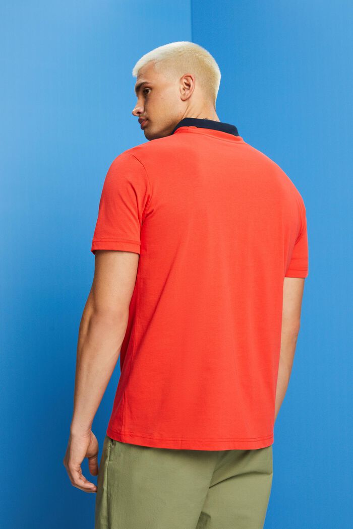 T-shirt z bawełny organicznej z geometrycznym nadrukiem, ORANGE RED, detail image number 3