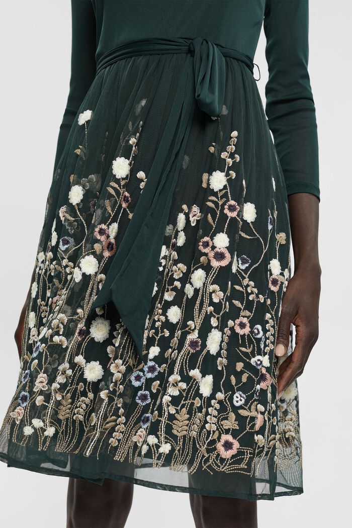 Sukienka z siateczki z kwiatowym haftem, DARK TEAL GREEN, detail image number 0