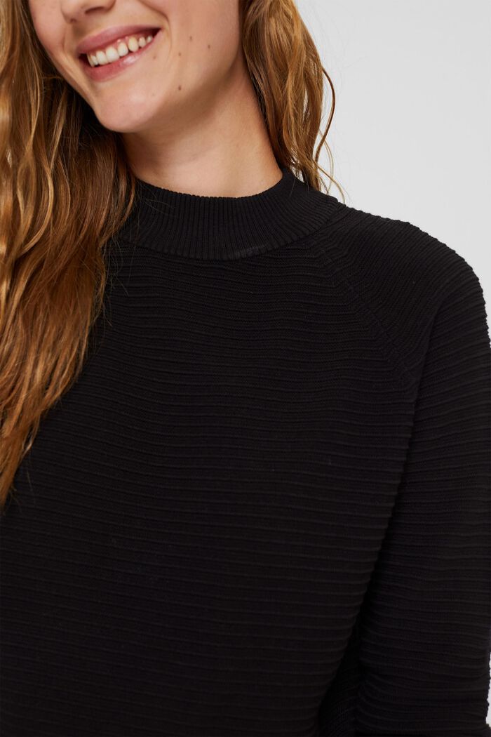 Sweter w fakturowane prążki, bawełna ekologiczna, BLACK, detail image number 2