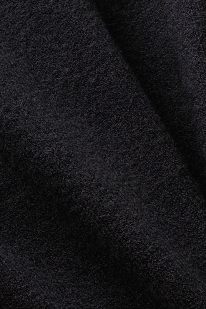 Sweter z dekoltem w serek i długim rękawem, BLACK, detail image number 5