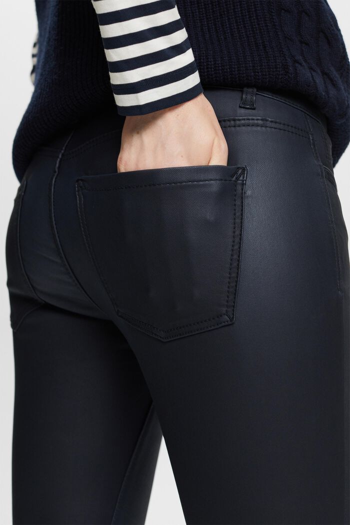 Powlekane spodnie skinny ze średnim stanem, NAVY, detail image number 4