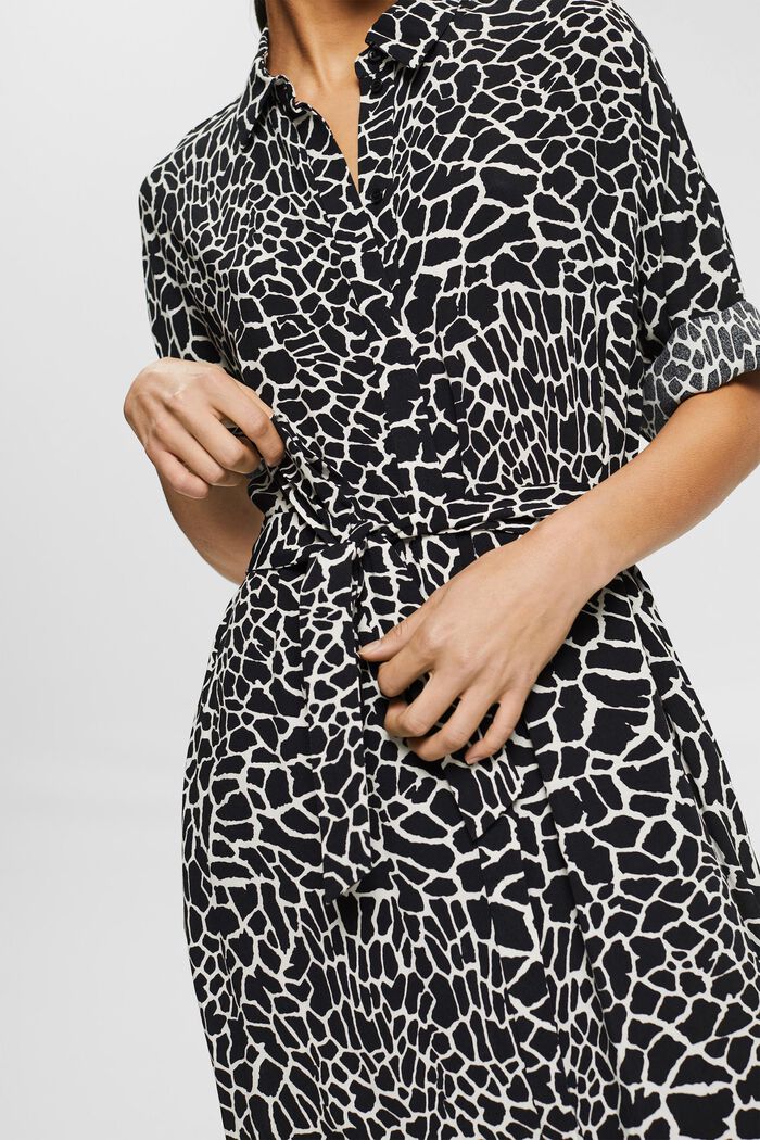 Koszulowa sukienka z LENZING™ ECOVERO™, BLACK, detail image number 3
