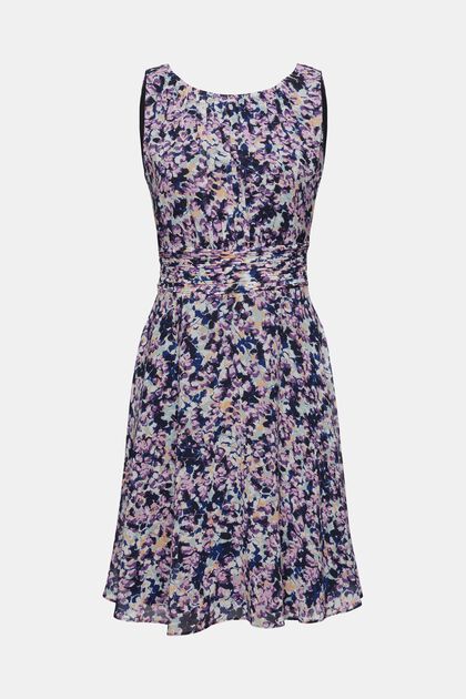 Z recyklingu: szyfonowa sukienka z marszczoną talią