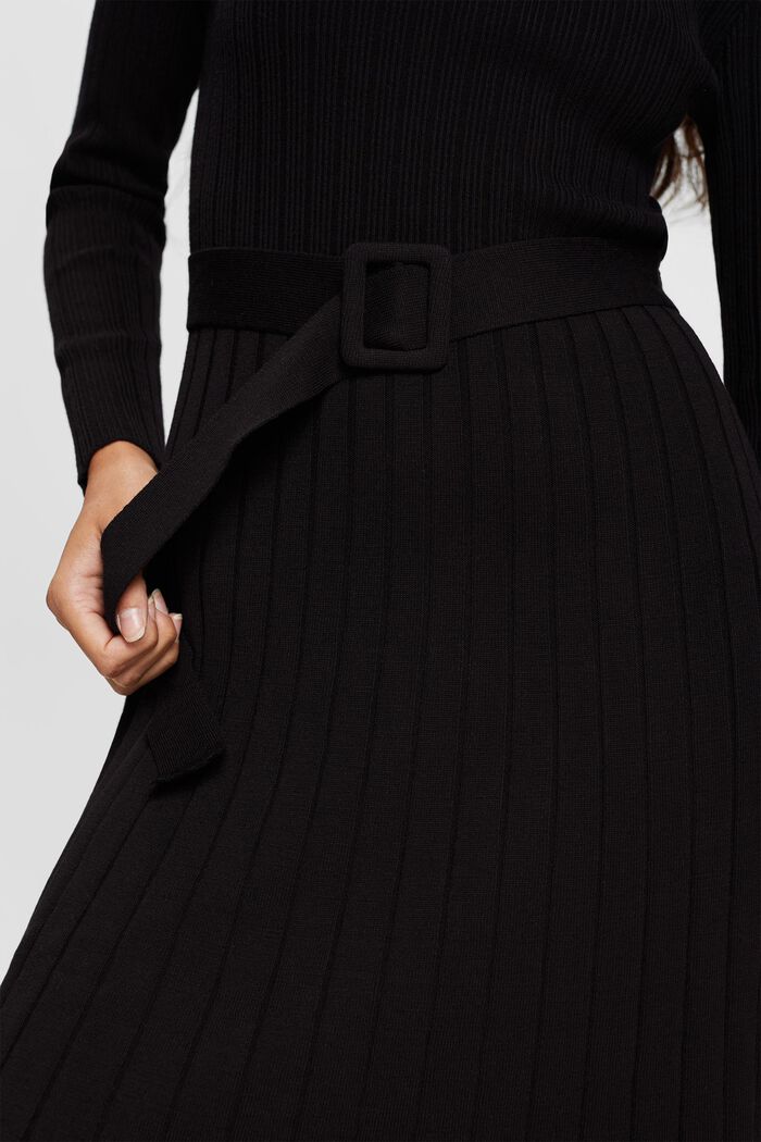 Dzianinowa sukienka z paskiem, LENZING™ ECOVERO™, BLACK, detail image number 4